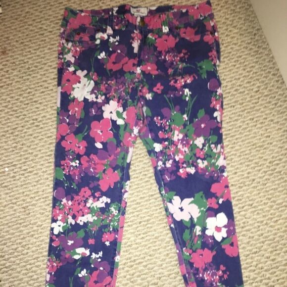 Vineyard Vines Floral Denim - Picture 2 of 3